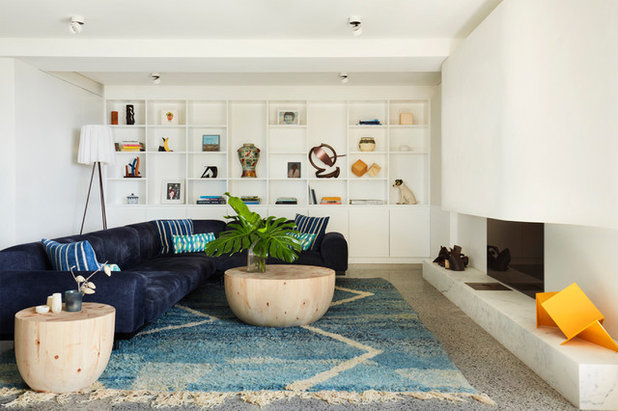 Contemporary Family Room by Kathy Mckinnon Interiors