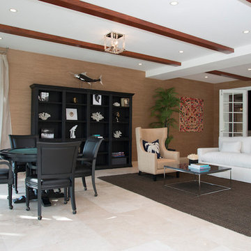 CASUAL & LUXURIOUS FAMILY ROOM