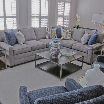 CLASSIC GRAY AND NAVY FAMILY ROOM