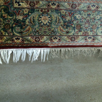 Cleaning of an Oriental's Rug Fringe.