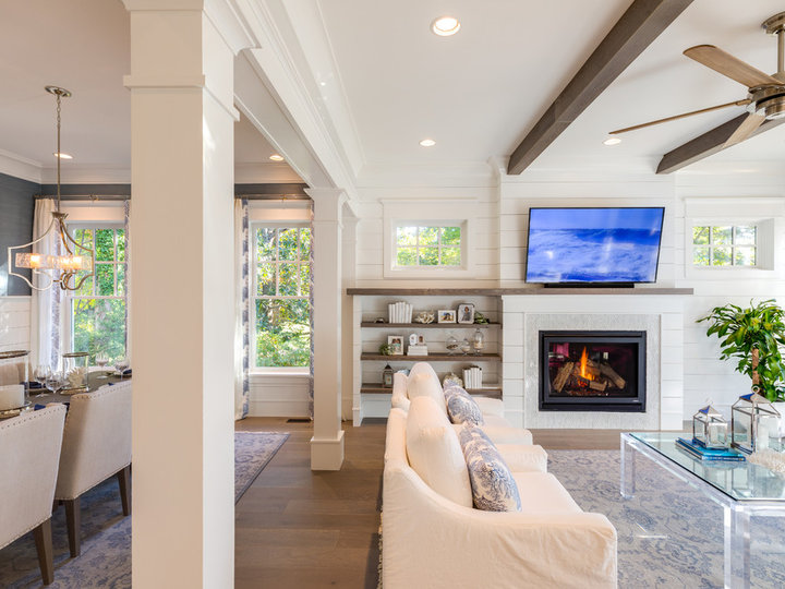 Open - Modern Family Room