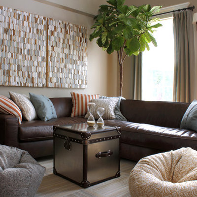 Family room - contemporary family room idea in Chicago with beige walls