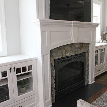 Craftsman Fireplace & Built-ins