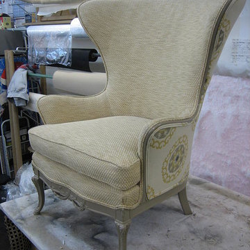 Custom Chairs & Chaises