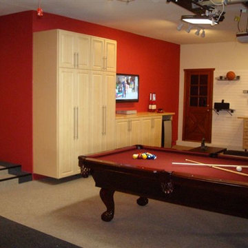 Deluxe Garage & Game Room