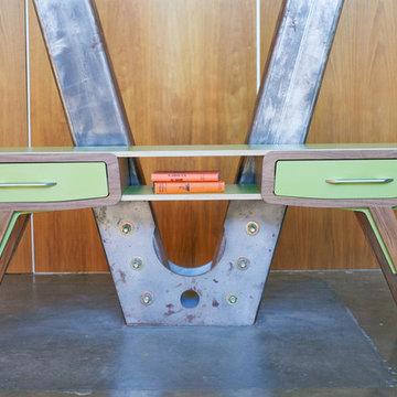 Design and Fabrication of Contemporary table for Entry.