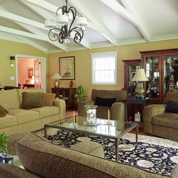 Elegant Family Room