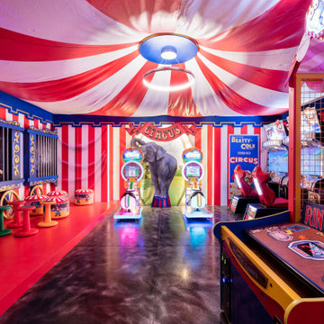 Entertainment Vacation Mansion - Arcade Room