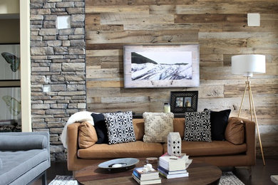Mountain style family room photo in Indianapolis
