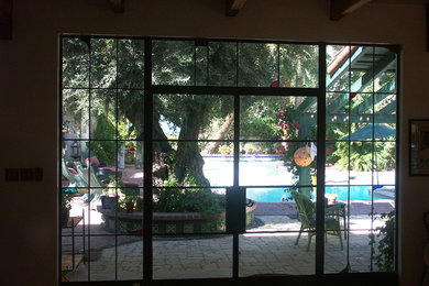 Exemple d'une salle de séjour méditerranéenne.