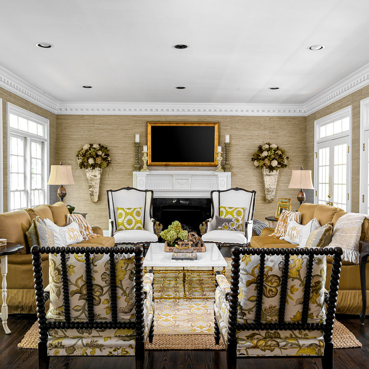 75 Wallpaper Family Room Ideas You'll Love August, 2024 Houzz