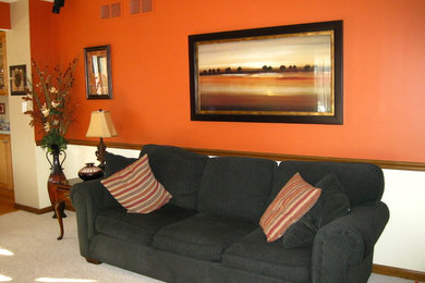 Example of a family room design in Chicago