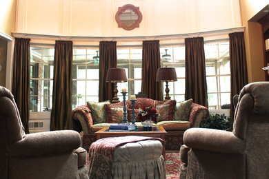 Elegant family room photo in Atlanta
