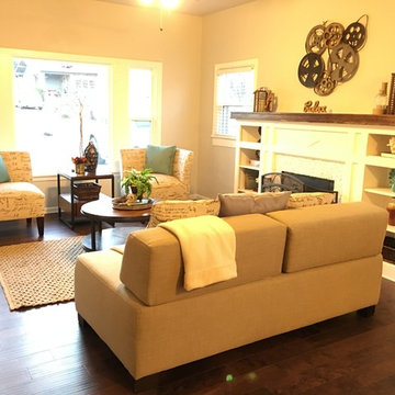 Family Room - Vacant Staging