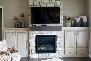 Fireplace Surround & Mantel