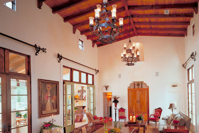 Example of a family room design in Austin