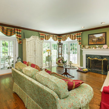 French Doors in Lovely Family Room - Renewal by Andersen NJ