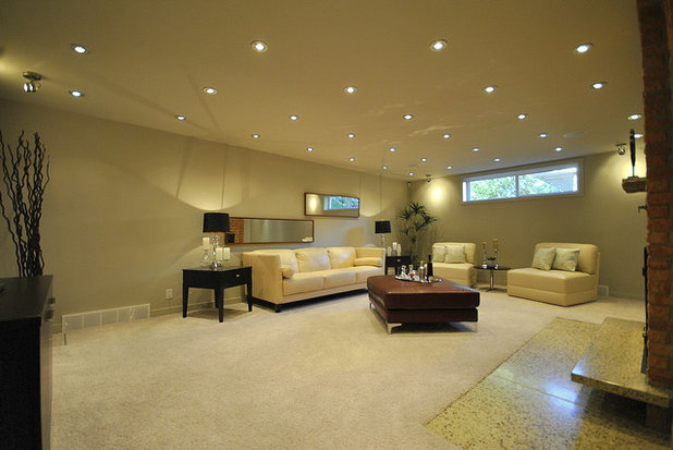 Contemporary Family Room by Revealing Assets - Home Staging Services