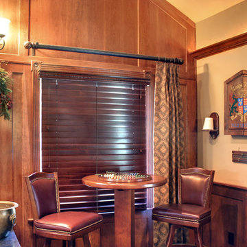 Golf Course Clubhouse-style Game Room