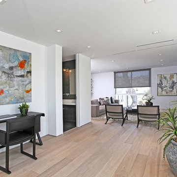 Grandview Drive Hollywood Hills modern home open plan living room & hallway
