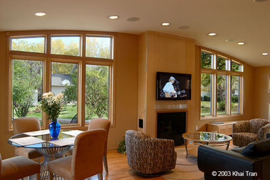 Family room - family room idea in Minneapolis