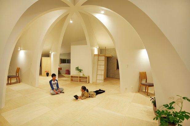 コンテンポラリー ファミリールーム by 篠崎弘之建築設計事務所