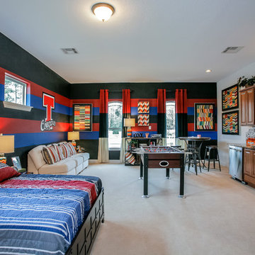 Houston, Texas | Pine Country - Classic Princeton Game Room/Guest Bedroom