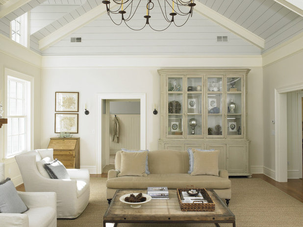 Traditional Living Room by Huestis Tucker Architects, LLC