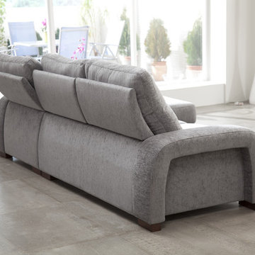 Hugo Modern Sectional Sofa by Famaliving California