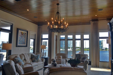 Transitional family room photo in Miami