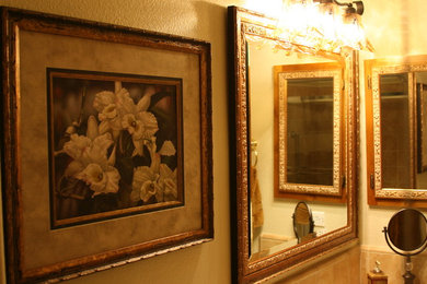 サクラメントにあるトラディショナルスタイルのおしゃれなファミリールームの写真