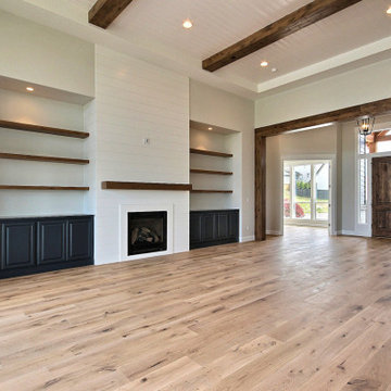 L-Shaped Home :Great Room