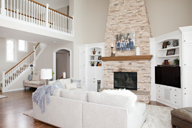 Example of a transitional family room design in Minneapolis