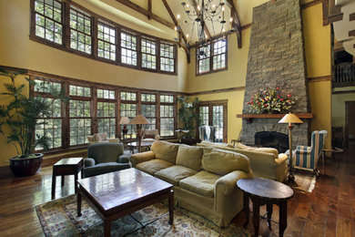 Mountain style family room photo in Detroit