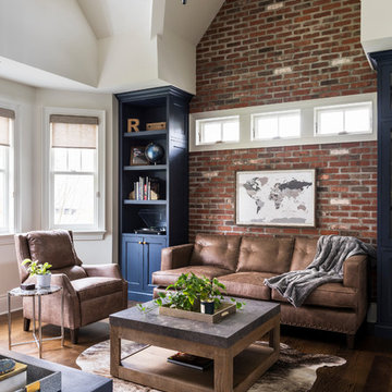 Manhasset Charm