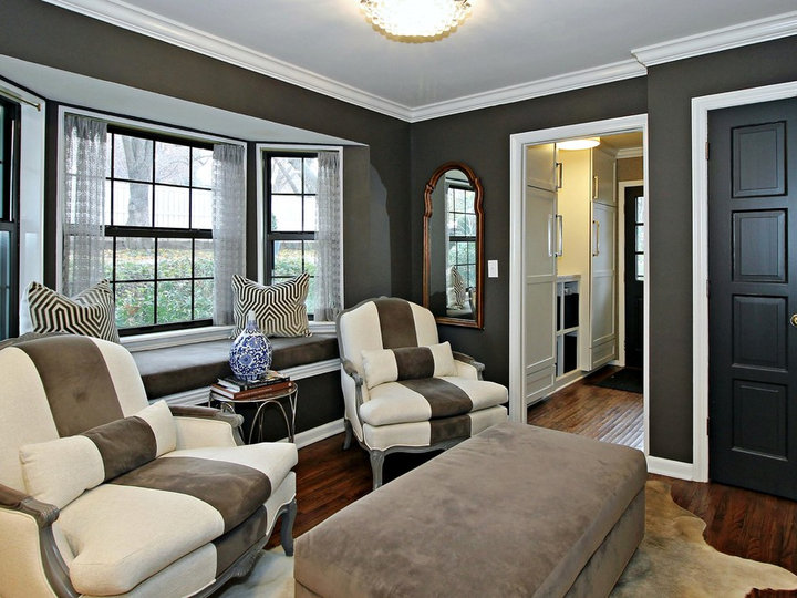 Transitional Family Room - Family Room