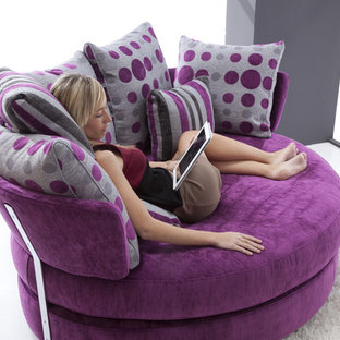 MyApple Modern Swivel Day Bed Sofa Bed by Famaliving California