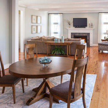 Neo New England Coastal Living Room