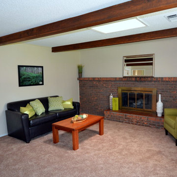 New Holiday Park Updated Brick Ranch Home Staging Photos