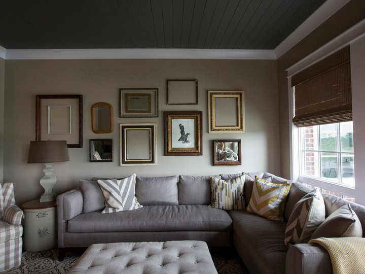 Family Room - Enclosed