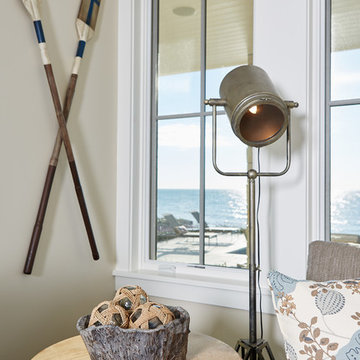 Onaway - Narrow Lakefront Bluff