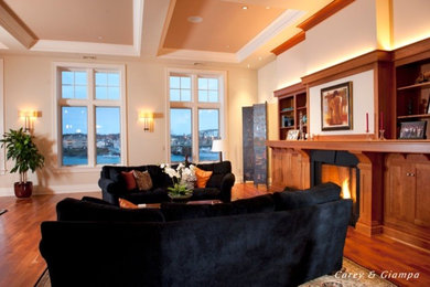 Inspiration for a craftsman family room remodel in Portland Maine