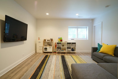 Example of an ornate family room design in Chicago