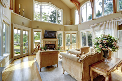 Example of an ornate family room design in Louisville