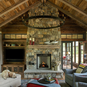 Round Lake Lodge