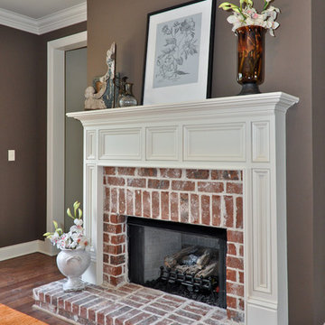 Signature Homes Fireplace at James Hill