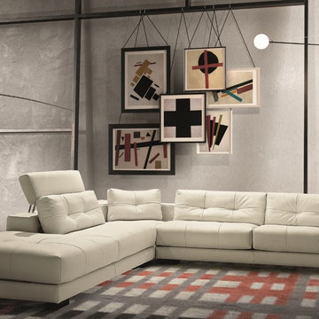 Soleado Sectional Sofa by Gamma