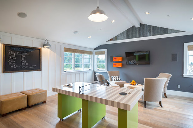 Contemporary Family Room by Alan Mascord Design Associates Inc