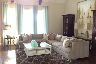 Eclectic family room photo in Dallas