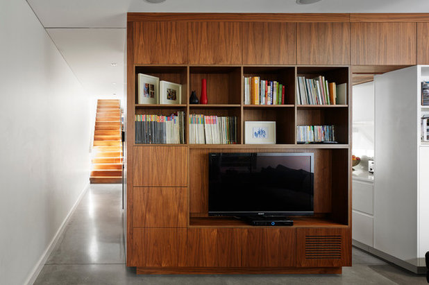 Contemporary Family Room by elaine richardson architect